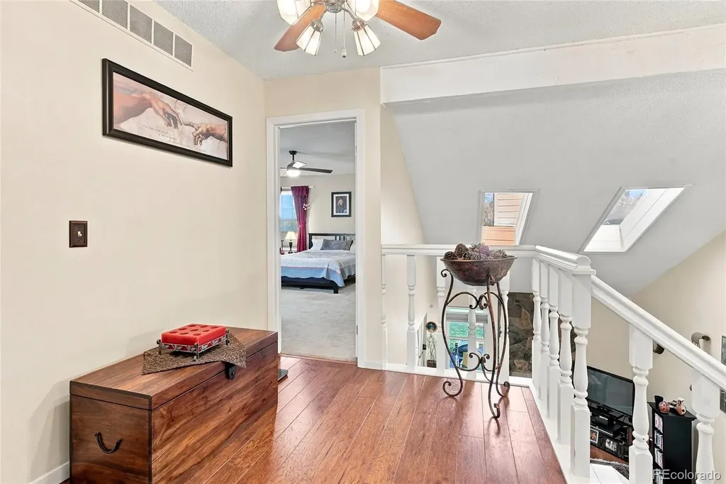 2528 S Vaughn Way Aurora CO 80014