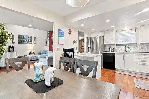 2528 S Vaughn Way Aurora CO 80014