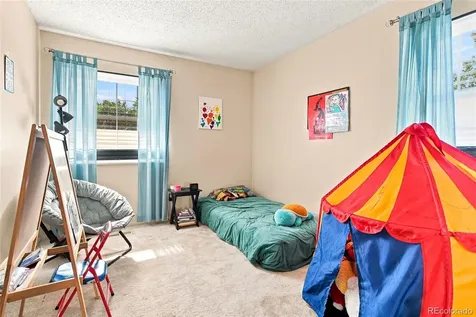 2528 S Vaughn Way Aurora CO 80014