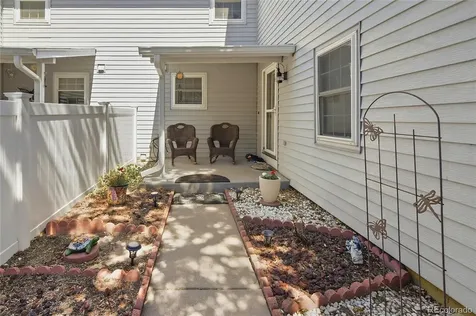 2528 S Vaughn Way Aurora CO 80014