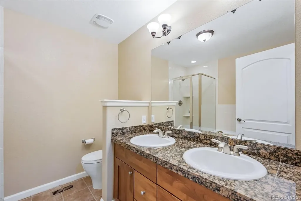 8546 Gold Peak Lane Highlands Ranch CO 80130