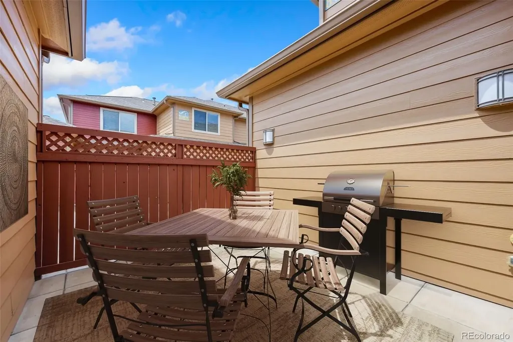 8546 Gold Peak Lane Highlands Ranch CO 80130