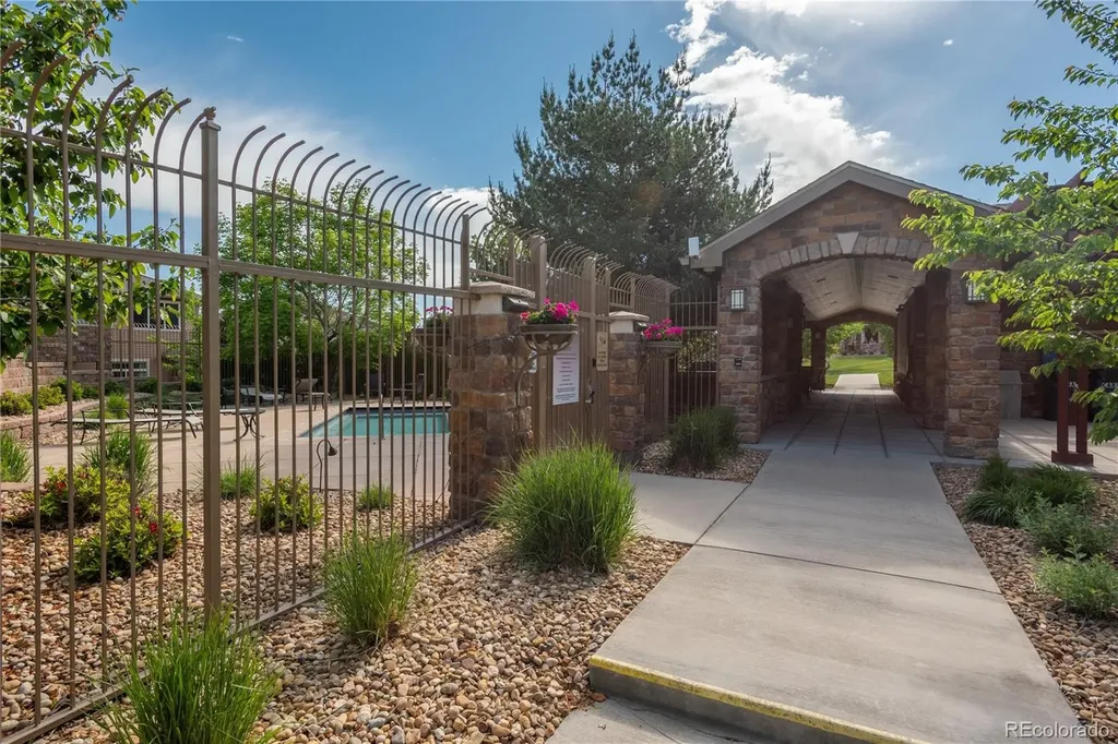 8546 Gold Peak Lane Highlands Ranch CO 80130