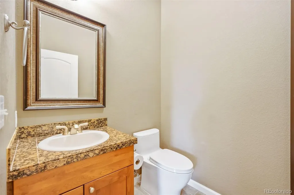 8546 Gold Peak Lane Highlands Ranch CO 80130