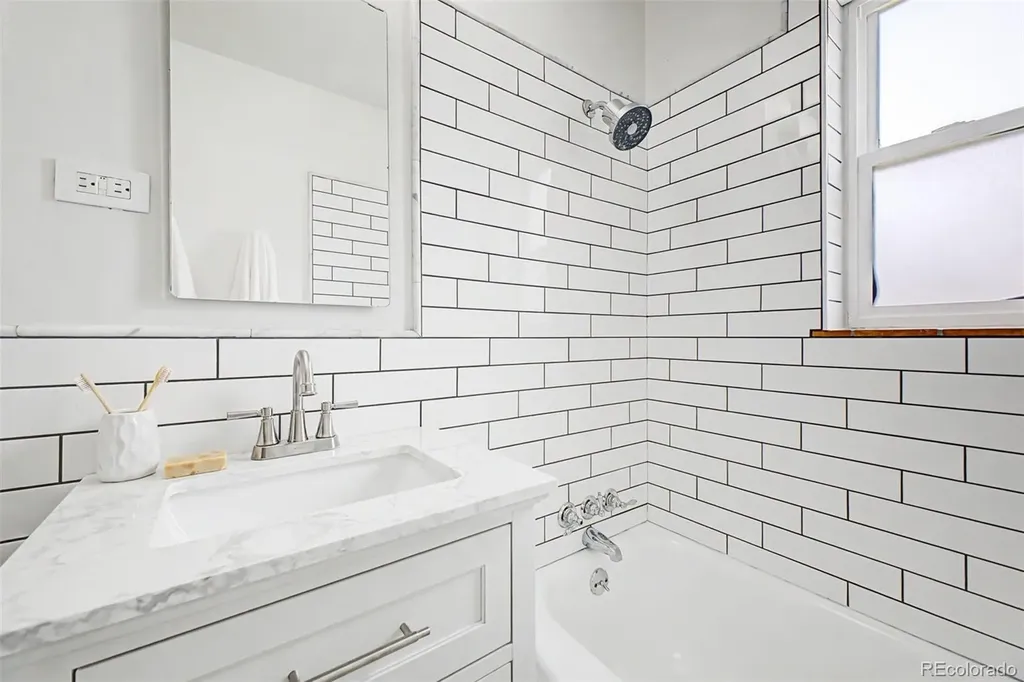 3025 Richard Allen Court Denver CO 80205