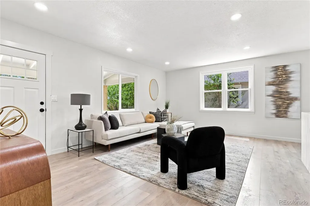 2055 S Williams Street Denver CO 80210