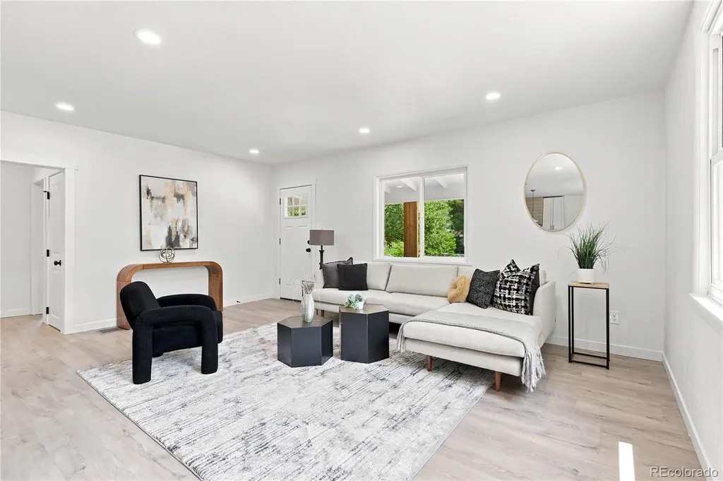 2055 S Williams Street Denver CO 80210