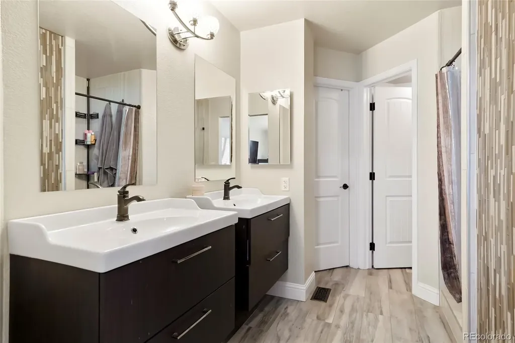 8107 W Morraine Drive Littleton CO 80128