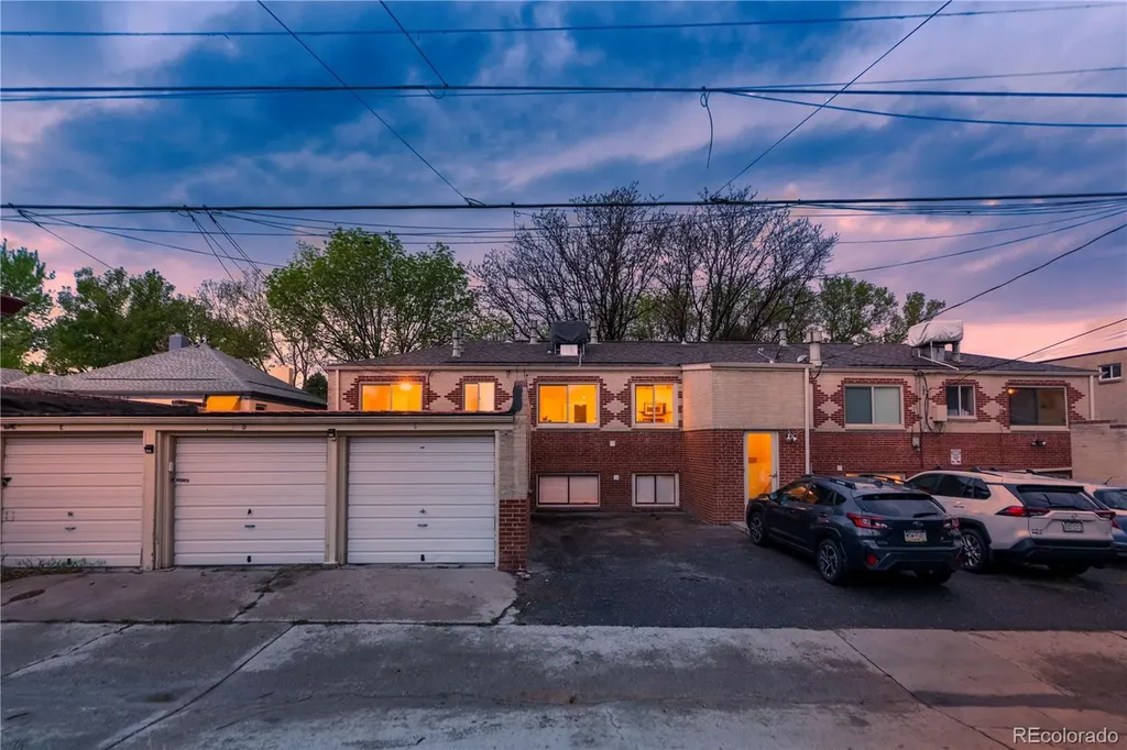 762 Dexter Street Denver CO 80220