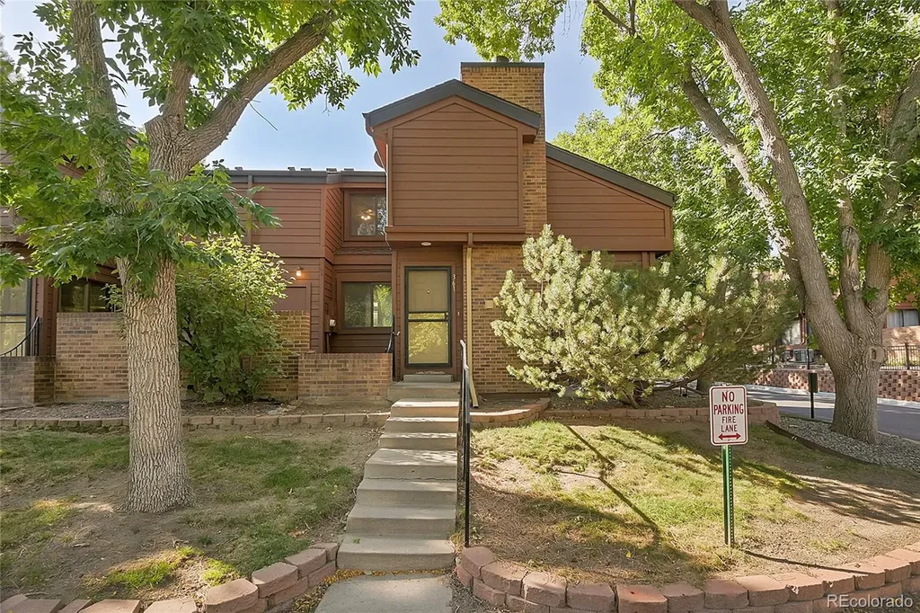 2685 S Dayton Way Denver CO 80231