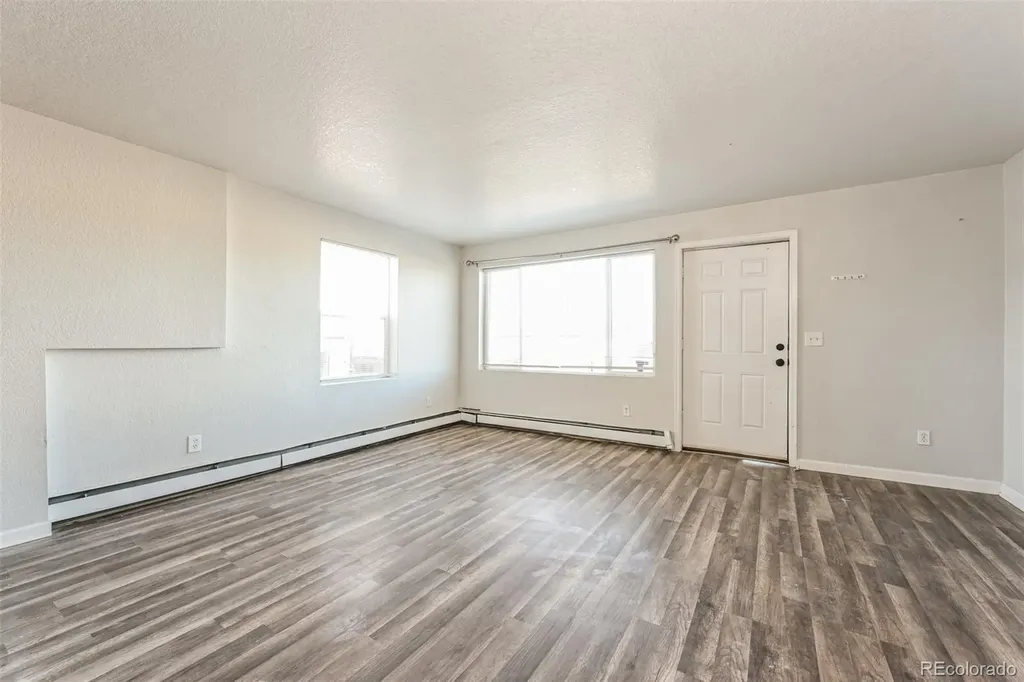 3210 W Longfellow Place Denver CO 80221