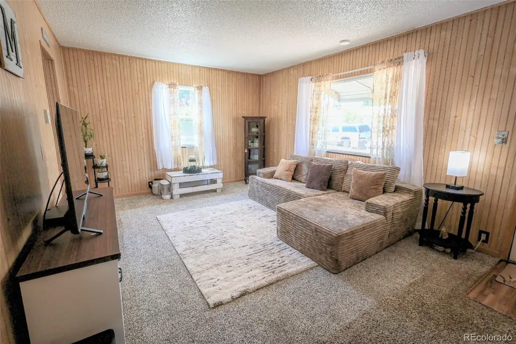 609 E Saint Elmo Avenue Colorado Springs CO 80905