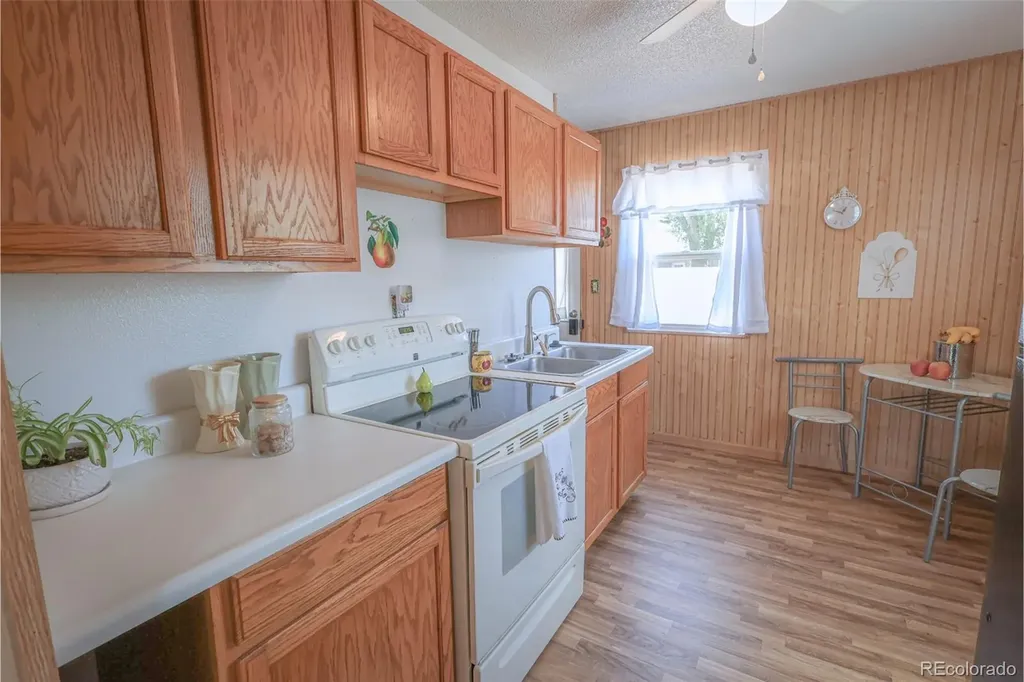 609 E Saint Elmo Avenue Colorado Springs CO 80905