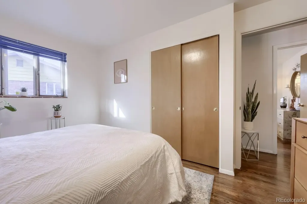 7678 Elmwood Lane Denver CO 80221