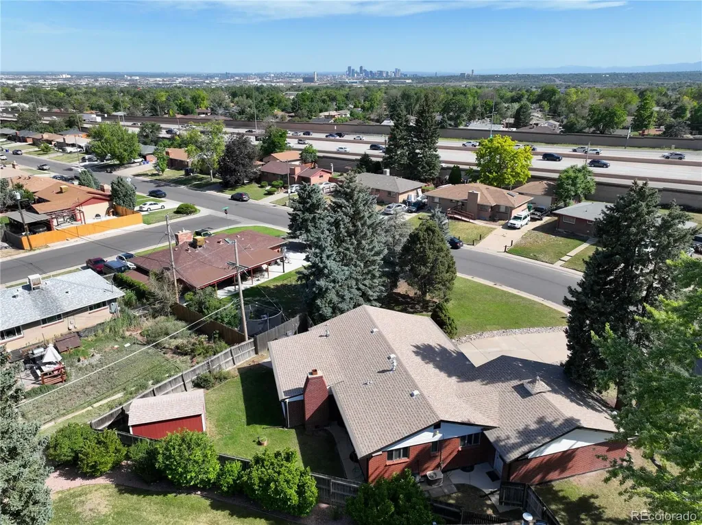 7678 Elmwood Lane Denver CO 80221