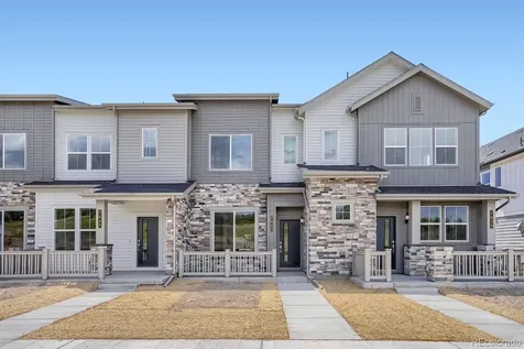 7643 S Mobile Way Centennial CO 80016