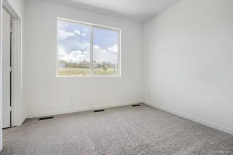7643 S Mobile Way Centennial CO 80016