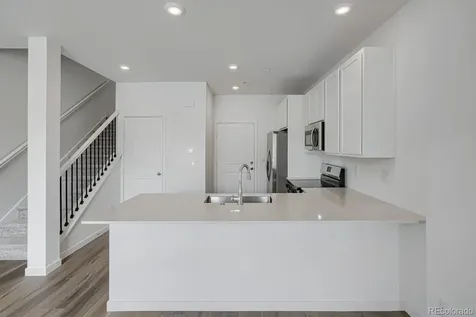7643 S Mobile Way Centennial CO 80016