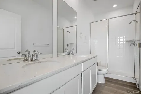 7643 S Mobile Way Centennial CO 80016