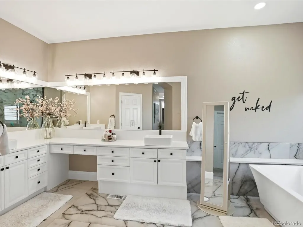 6536 S Riviera Way Aurora CO 80016