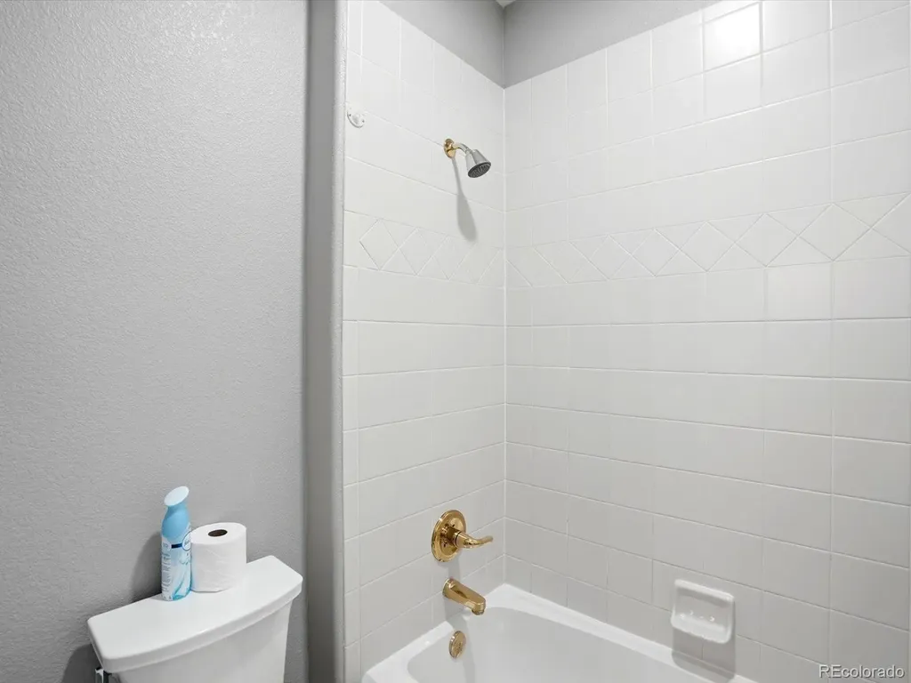 6536 S Riviera Way Aurora CO 80016