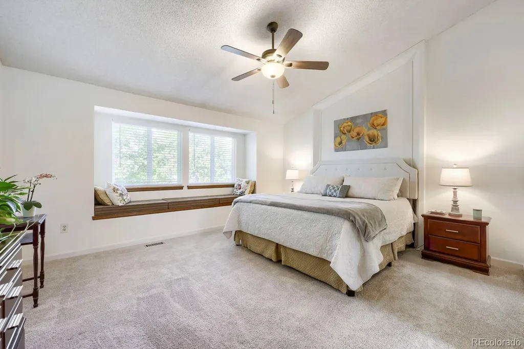 9432 S Crestmore Way Highlands Ranch CO 80126