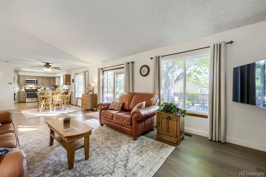 9432 S Crestmore Way Highlands Ranch CO 80126
