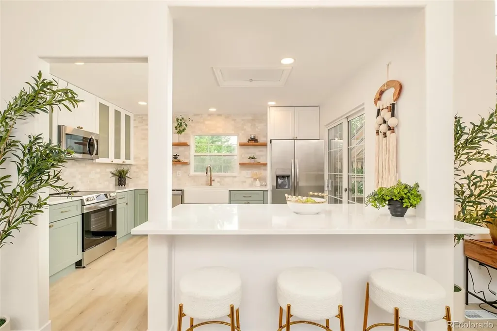 7828 E Lowry Boulevard Denver CO 80230