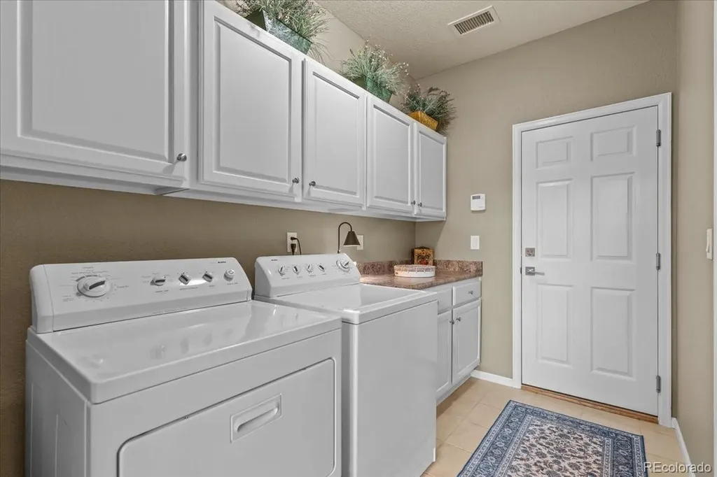 10624 Clearview Lane Highlands Ranch CO 80126