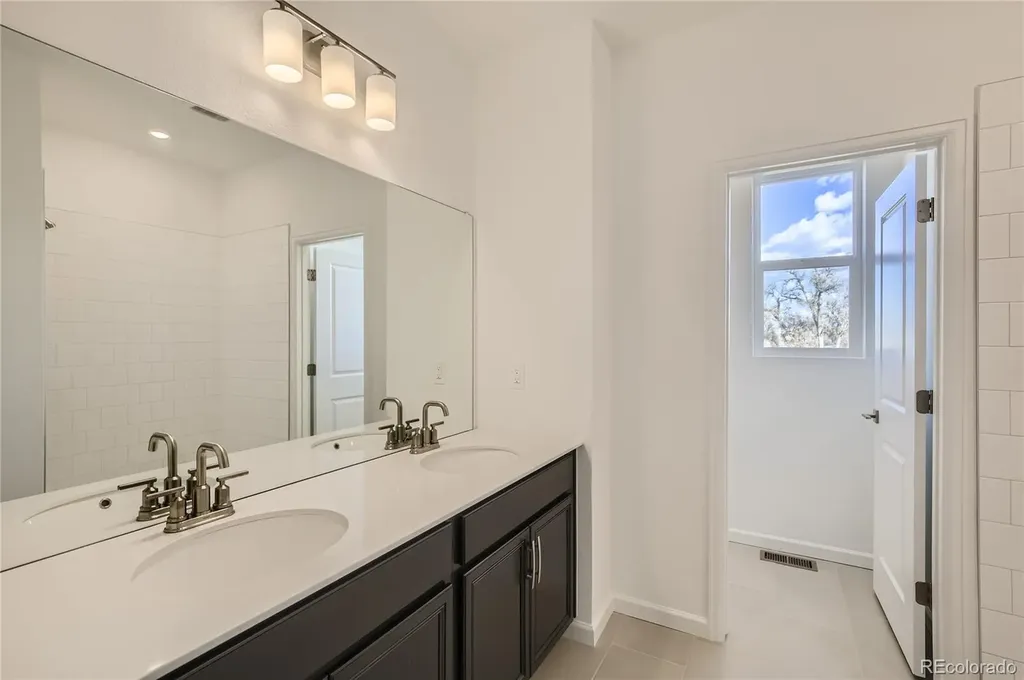54955 E 28th Place Strasburg CO 80136