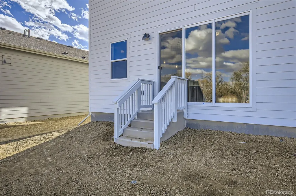 54955 E 28th Place Strasburg CO 80136