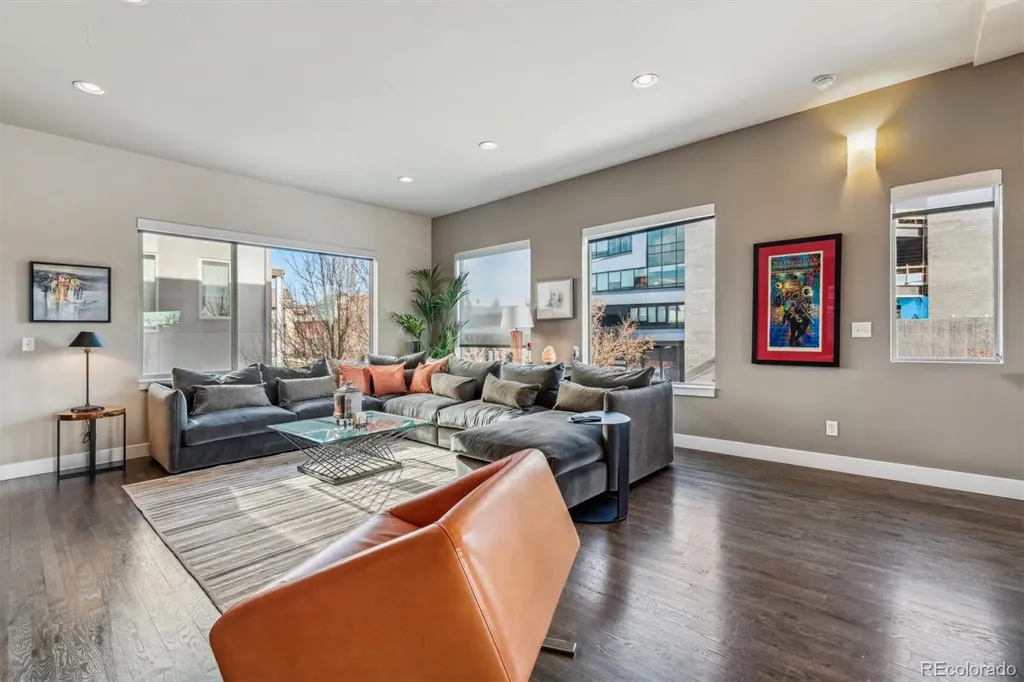 2913 Umatilla Street Denver CO 80211