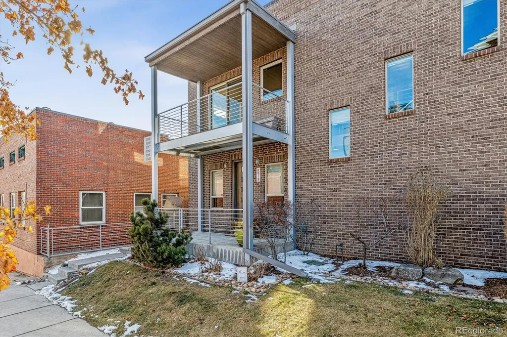 2913 Umatilla Street Denver CO 80211