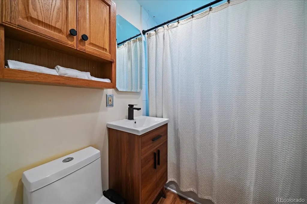 4981 W Tufts Avenue Denver CO 80236