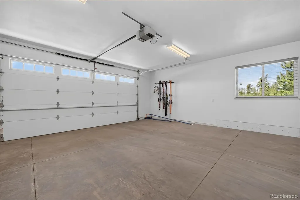2178 GCR 88/val Moritz Drive Granby CO 80446