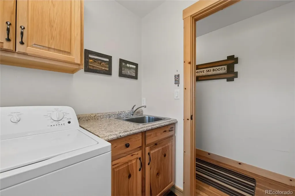 2178 GCR 88/val Moritz Drive Granby CO 80446