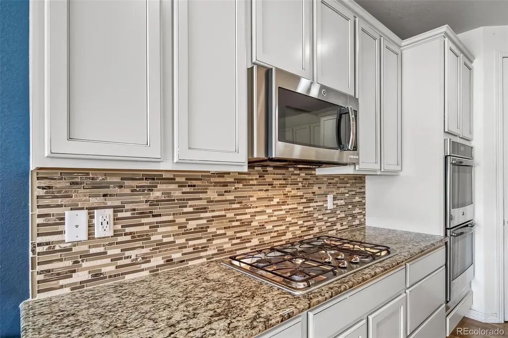 9537 Iron Mountain Way Arvada CO 80007