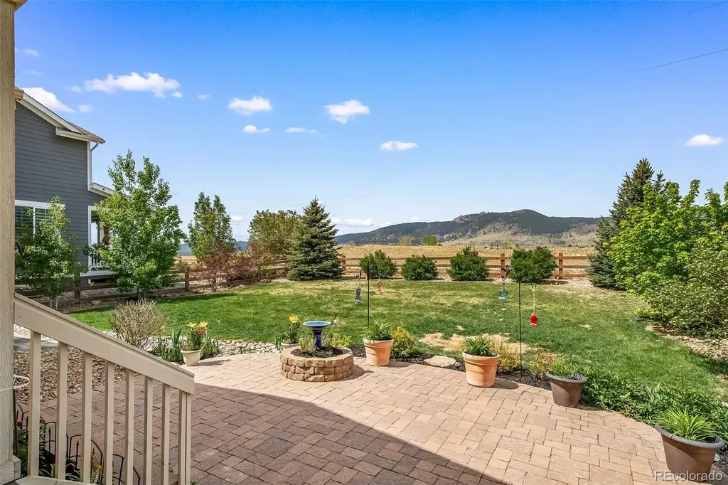 9537 Iron Mountain Way Arvada CO 80007