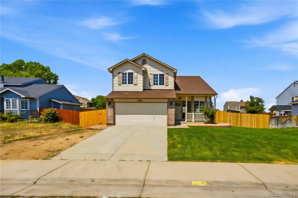 5283 Elkhart Street Denver CO 80239