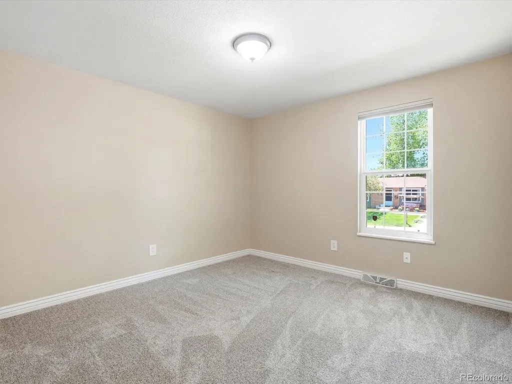 4253 E Weaver Place Centennial CO 80121