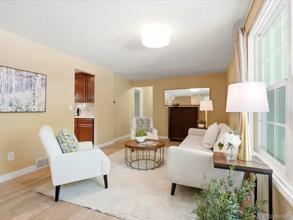 4253 E Weaver Place Centennial CO 80121