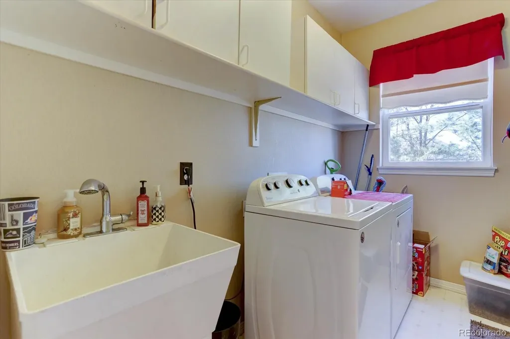 471 Yarrow Place Castle Pines CO 80108