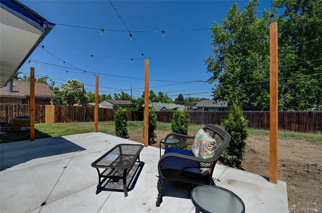 1872 S Quay Street Lakewood CO 80232