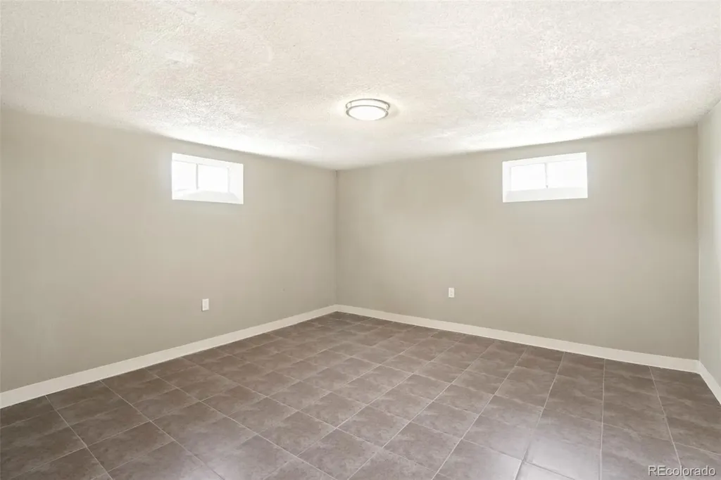 448 K Avenue Limon CO 80828
