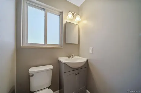 1453 S Lima Court Aurora CO 80012