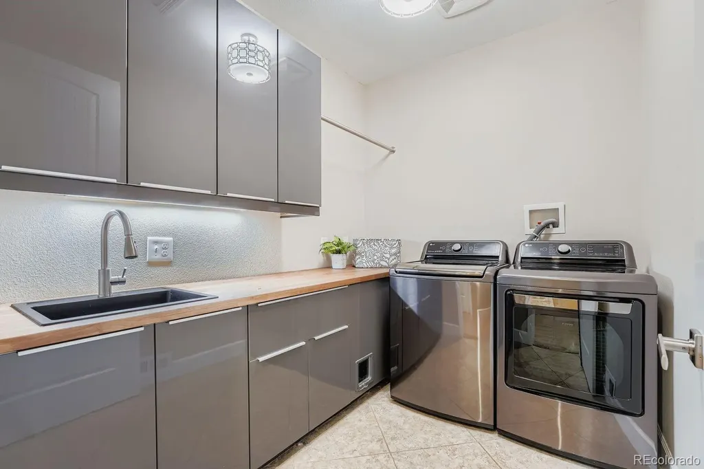 10973 Roxborough Park Road Littleton CO 80125