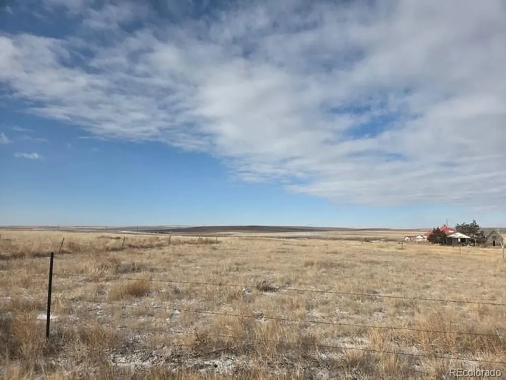 2215 County Road 269 Deer Trail CO 80105