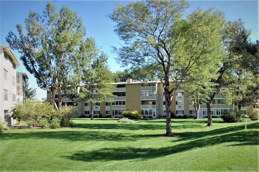 9360 E Center Avenue Denver CO 80247