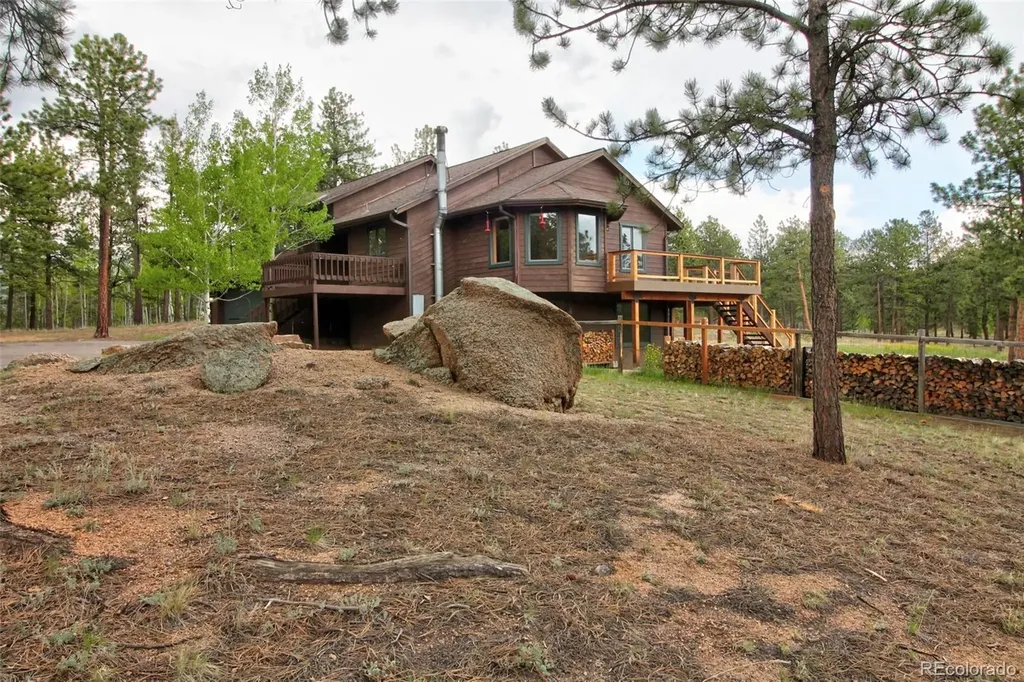 850 Hangmans Road Bailey CO 80421