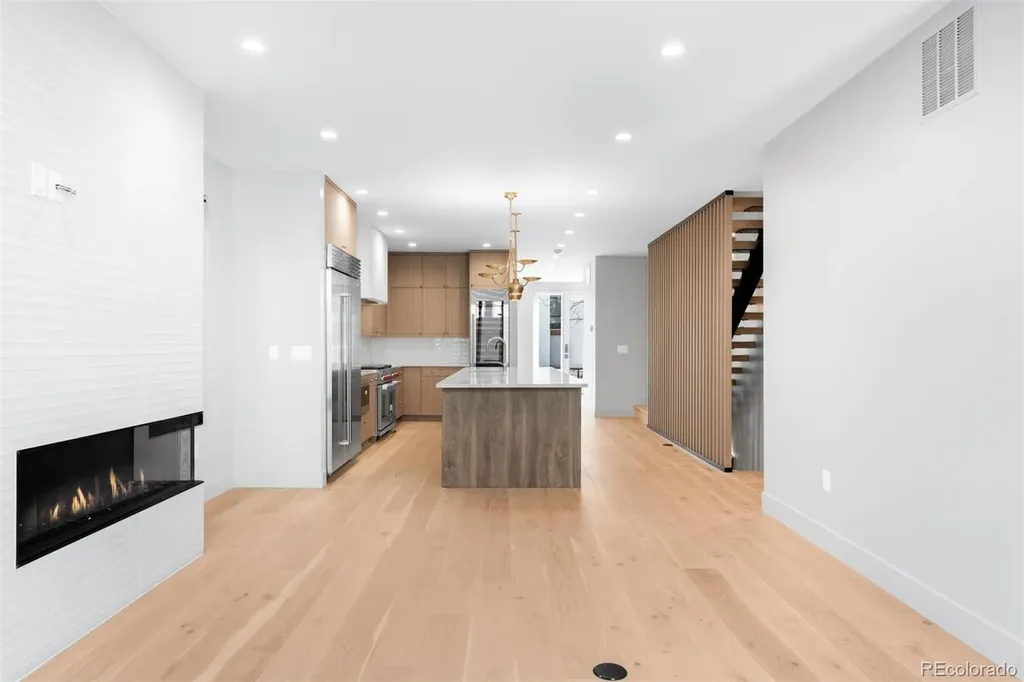 407 Madison Street Denver CO 80206